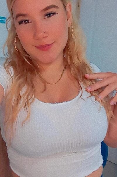 Adara_Lambert