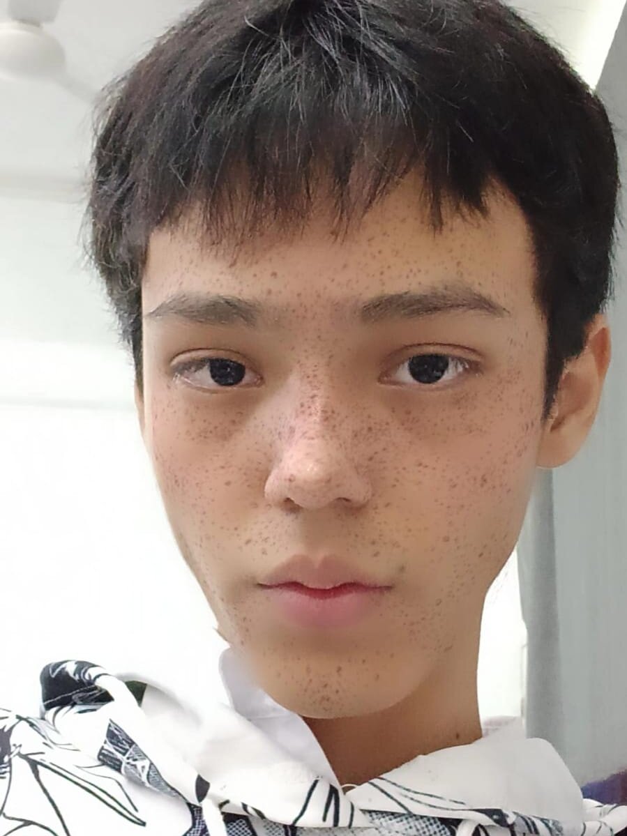 ChavoOT Adlı Modelin Çevrimdışı XXX Sohbeti