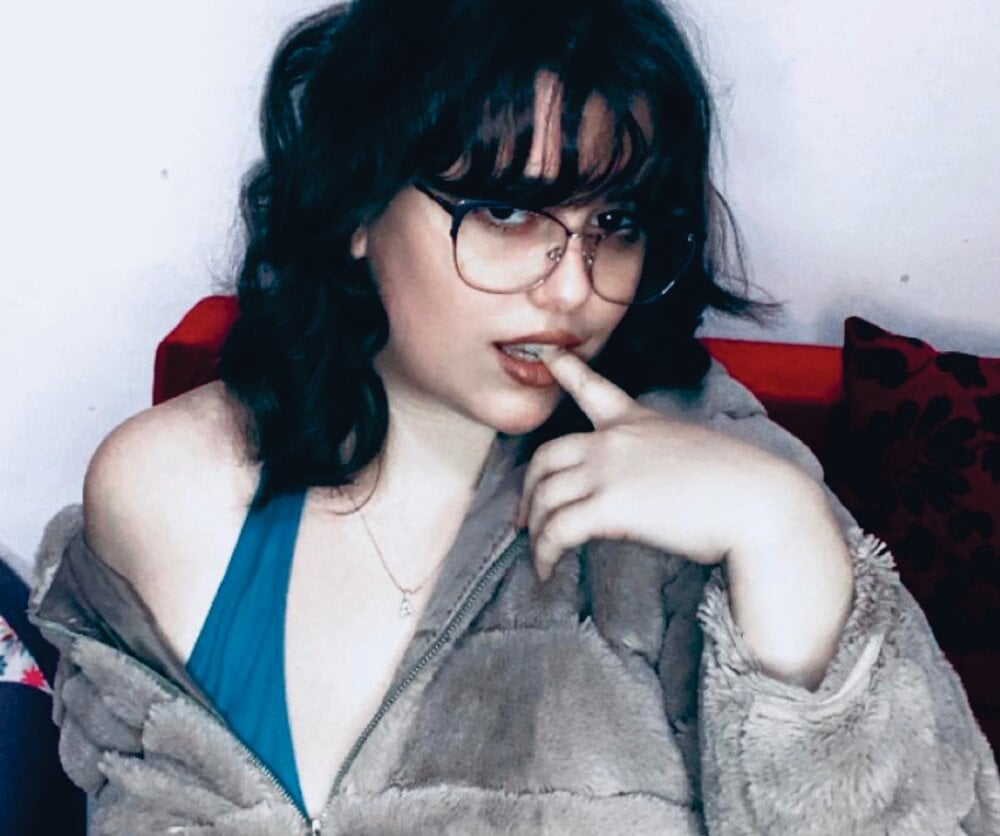 Selena2k01 profile