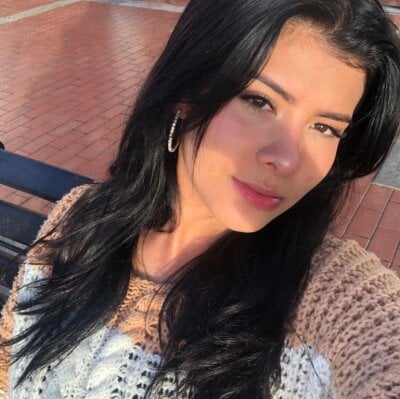 briana20_ 🏜 live online chat