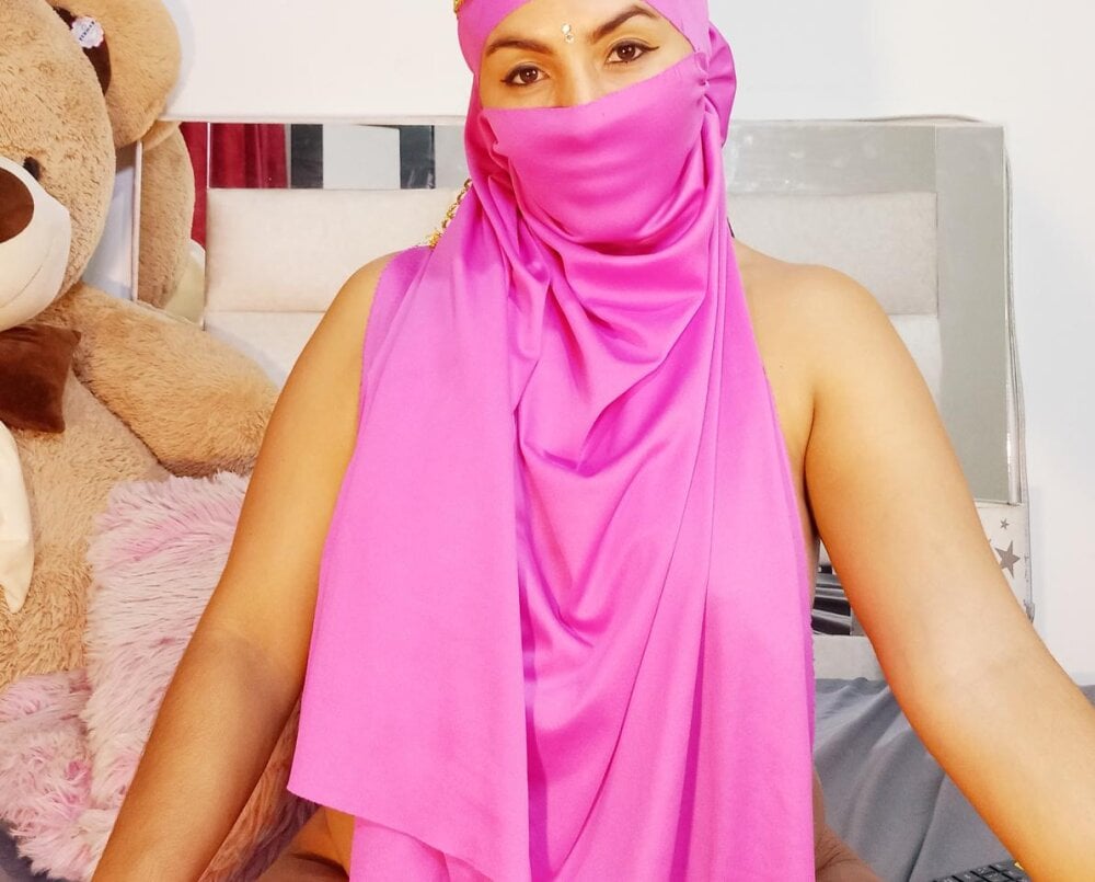 malak_zahir profile