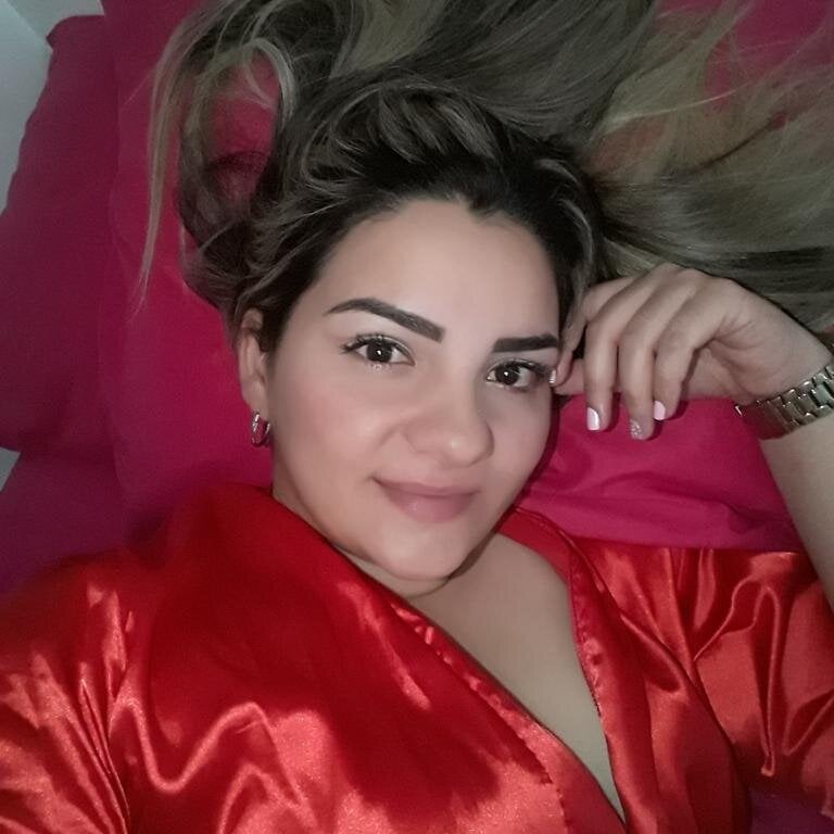 Live sex webcam photo for jade_cruz20 #289937560