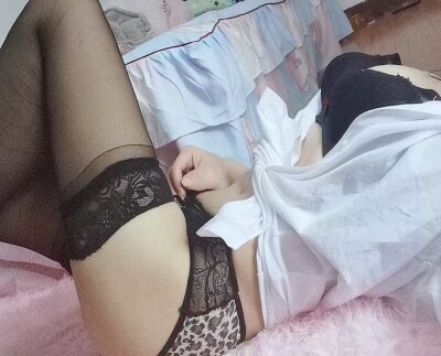 Mingyue8999 Live Cam and Statistics on UnifiedCams