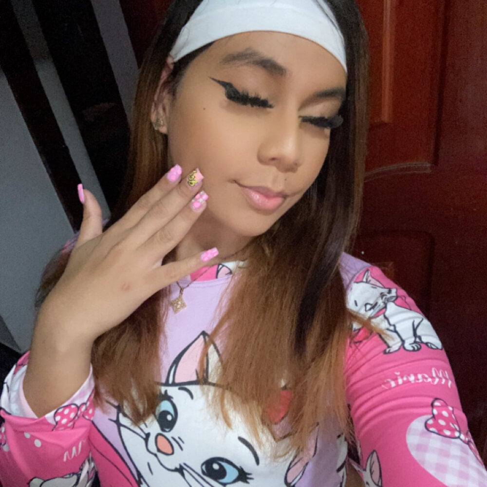 bonny_princess from stripchat
