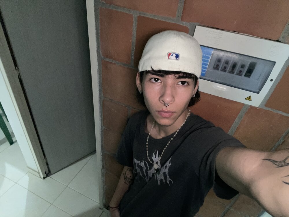 _kramer_1 from stripchat
