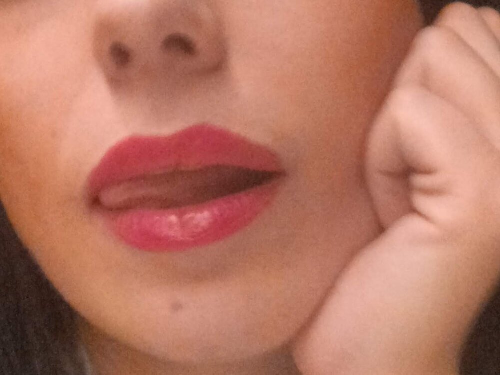 Salome93's Offline XXX Chat