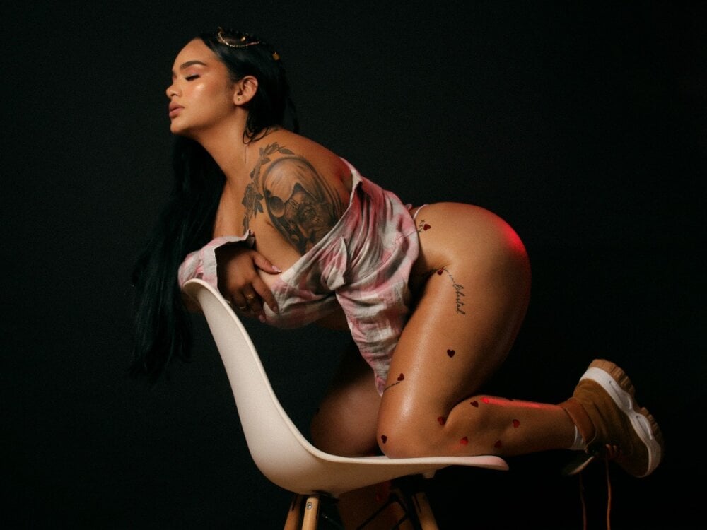 Live sex webcam photo for Valentine_Whitte #288911857