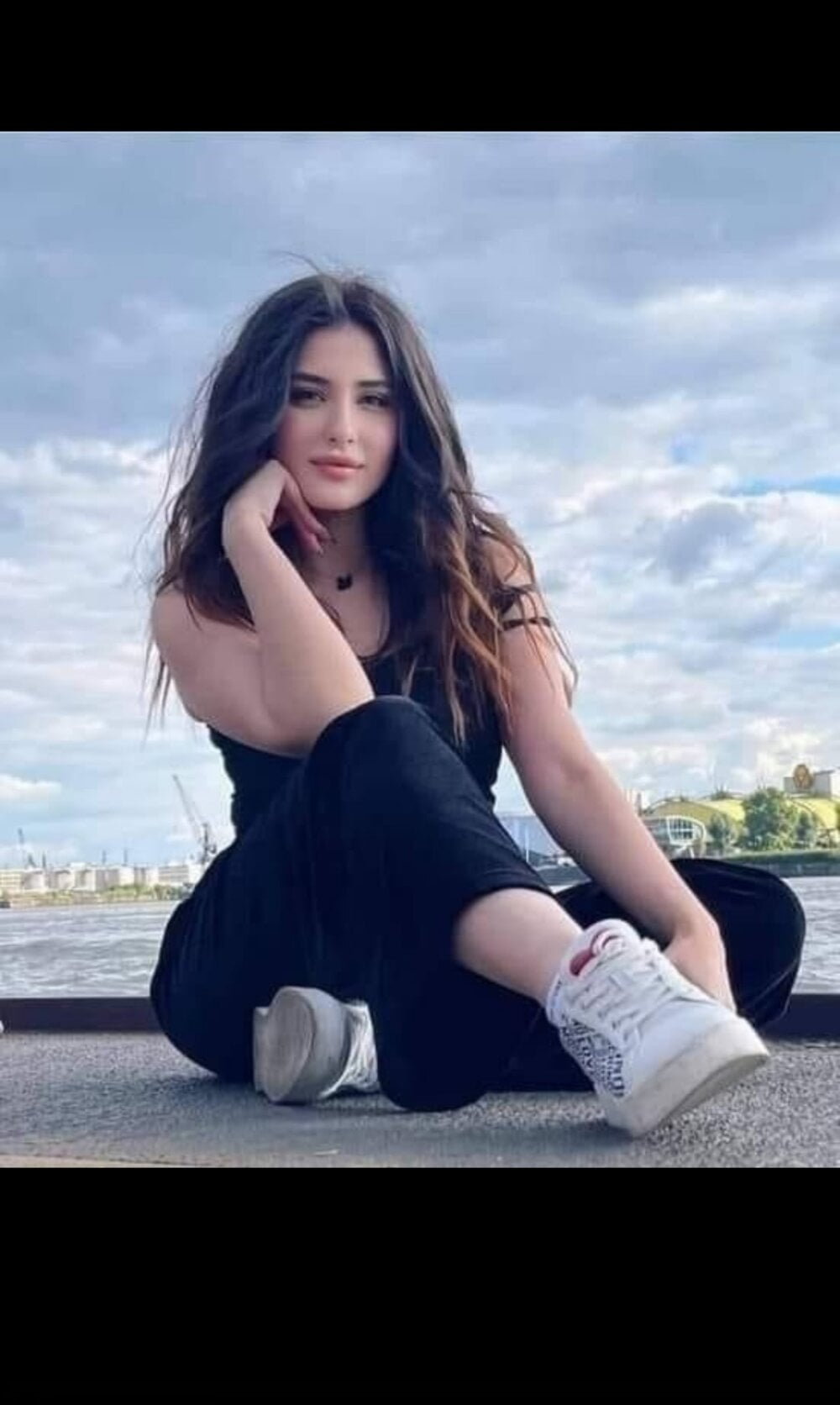 luoara 🚲 live sex cam