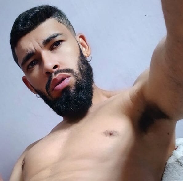 ferrarinihott from stripchat