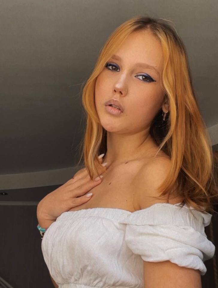 Angel__Mia 🧙 live online chat