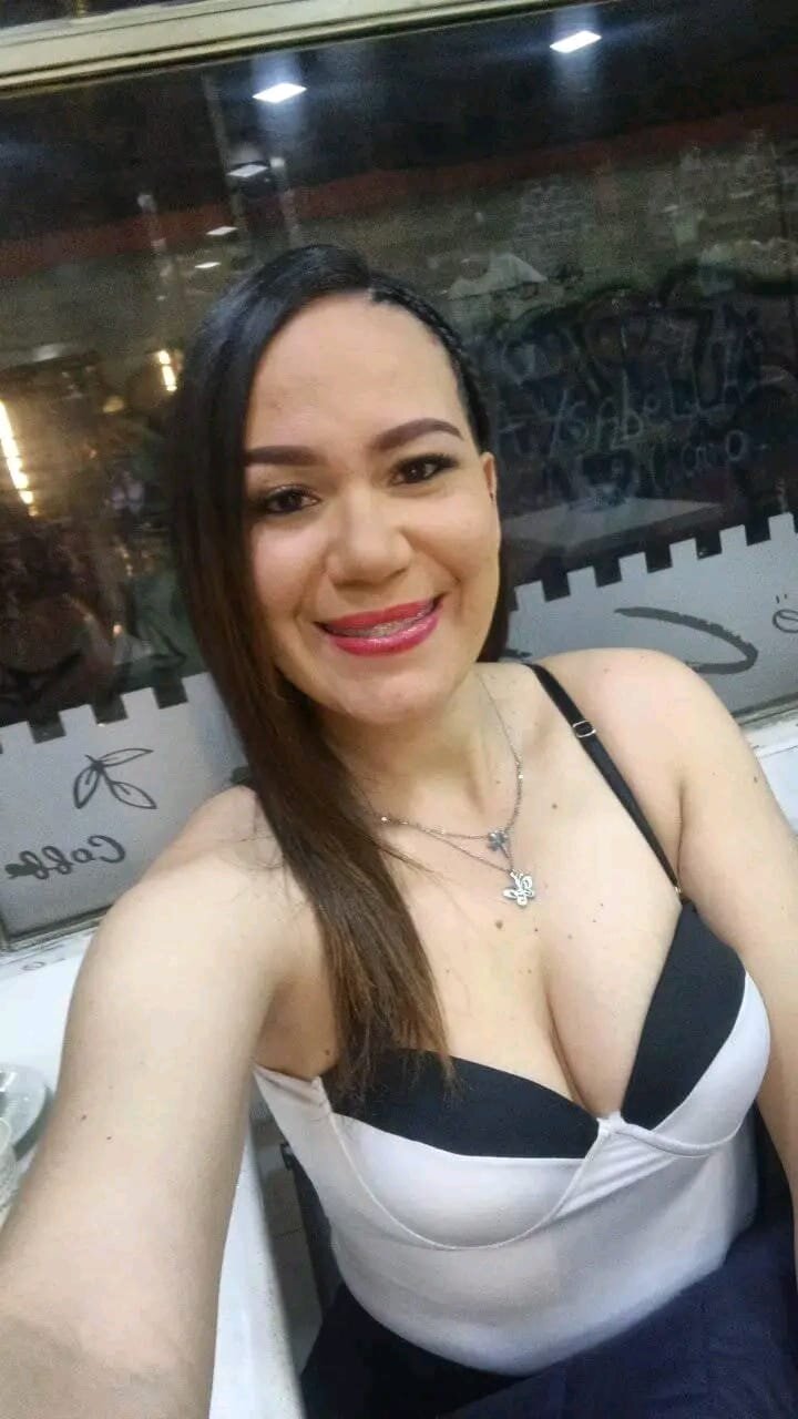 Alexamoonx