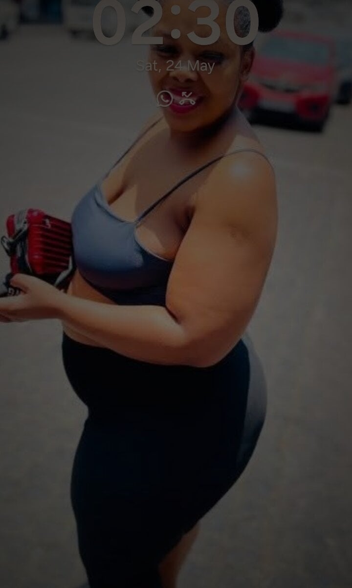 Bigbootynickyx 25