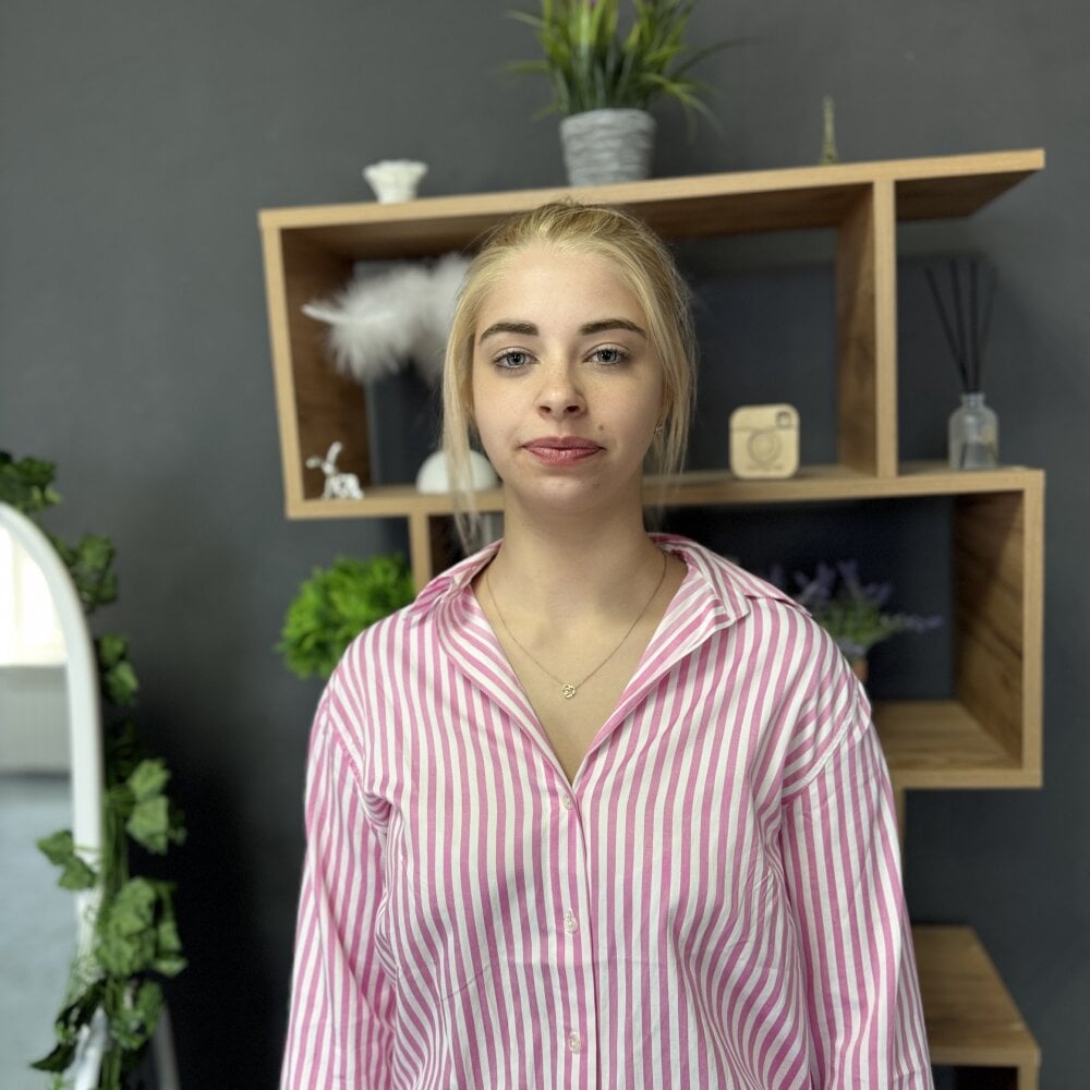 MayCurless profile
