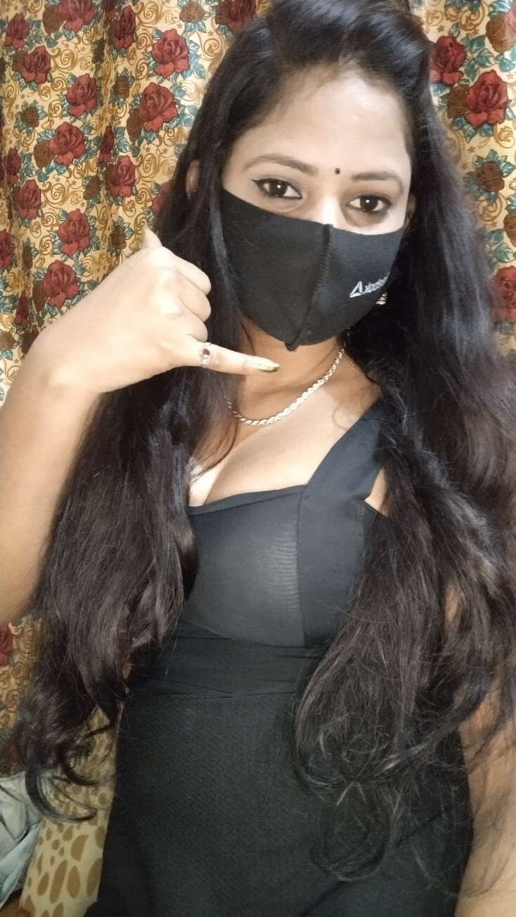 Hot-aysha