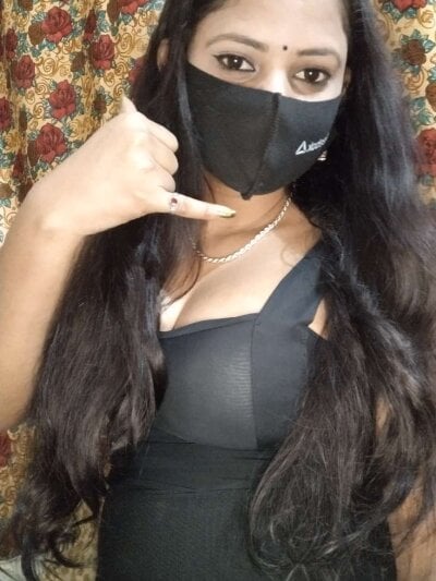Hot-aysha
