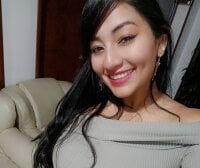 Yessi_Maldonad's Offline Chat Room