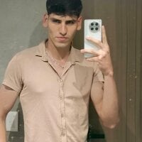 MrAquiles's webcam live show