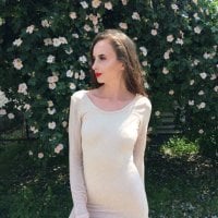 Sandra_Violet's Offline Chat Room