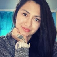 abril_johnson1's Offline Chat Room