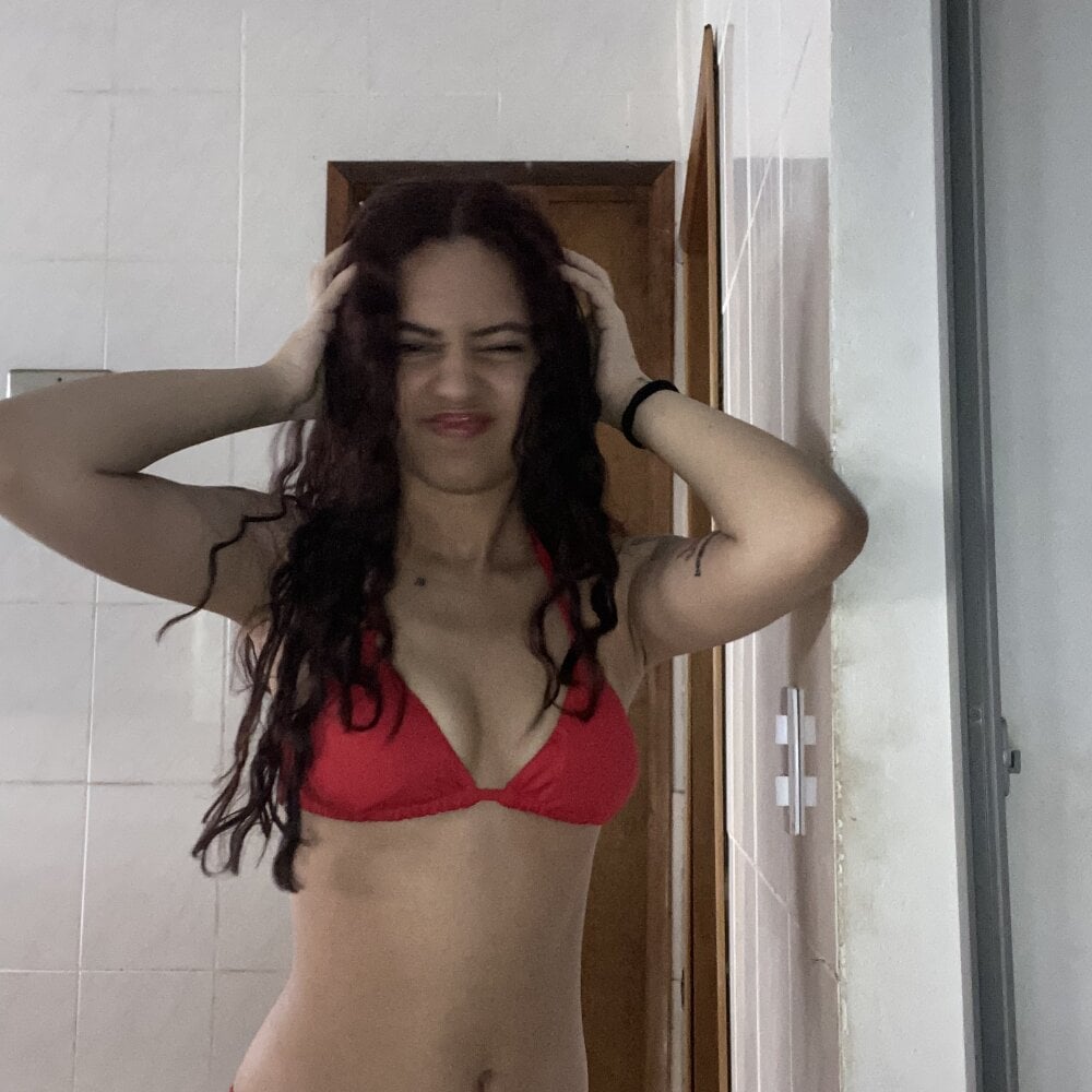 stripchat jessieshenzen webcam profile pic via sexcityguide.com