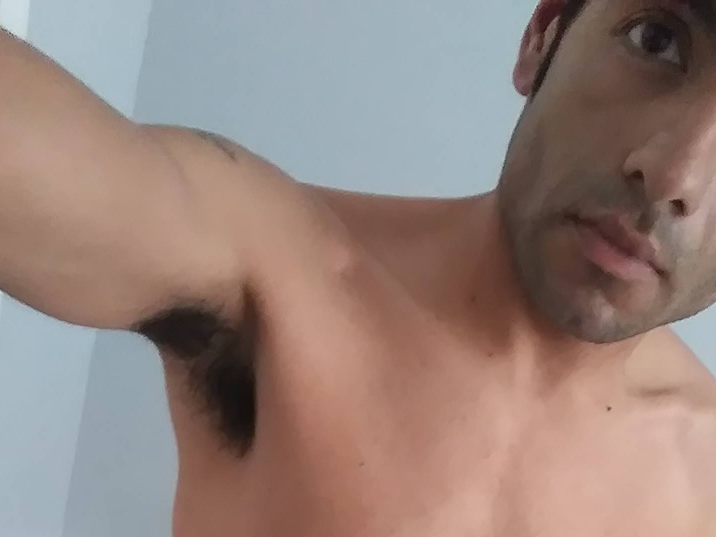 xxhtowndudexxx's Offline XXX Chat