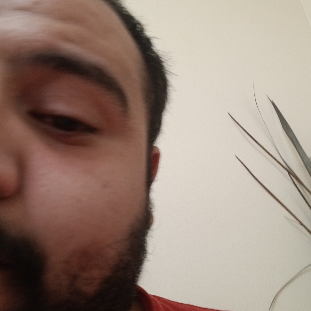 johnnythresh30 from stripchat