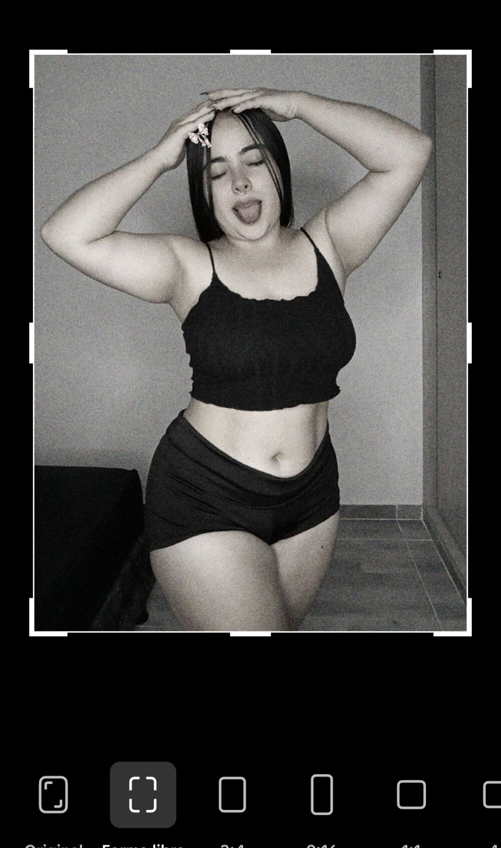 sexlivecamsites.com adahara_sexy livesex profile in in-ur-hearth-3 cams