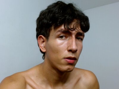 apofis6924 from stripchat