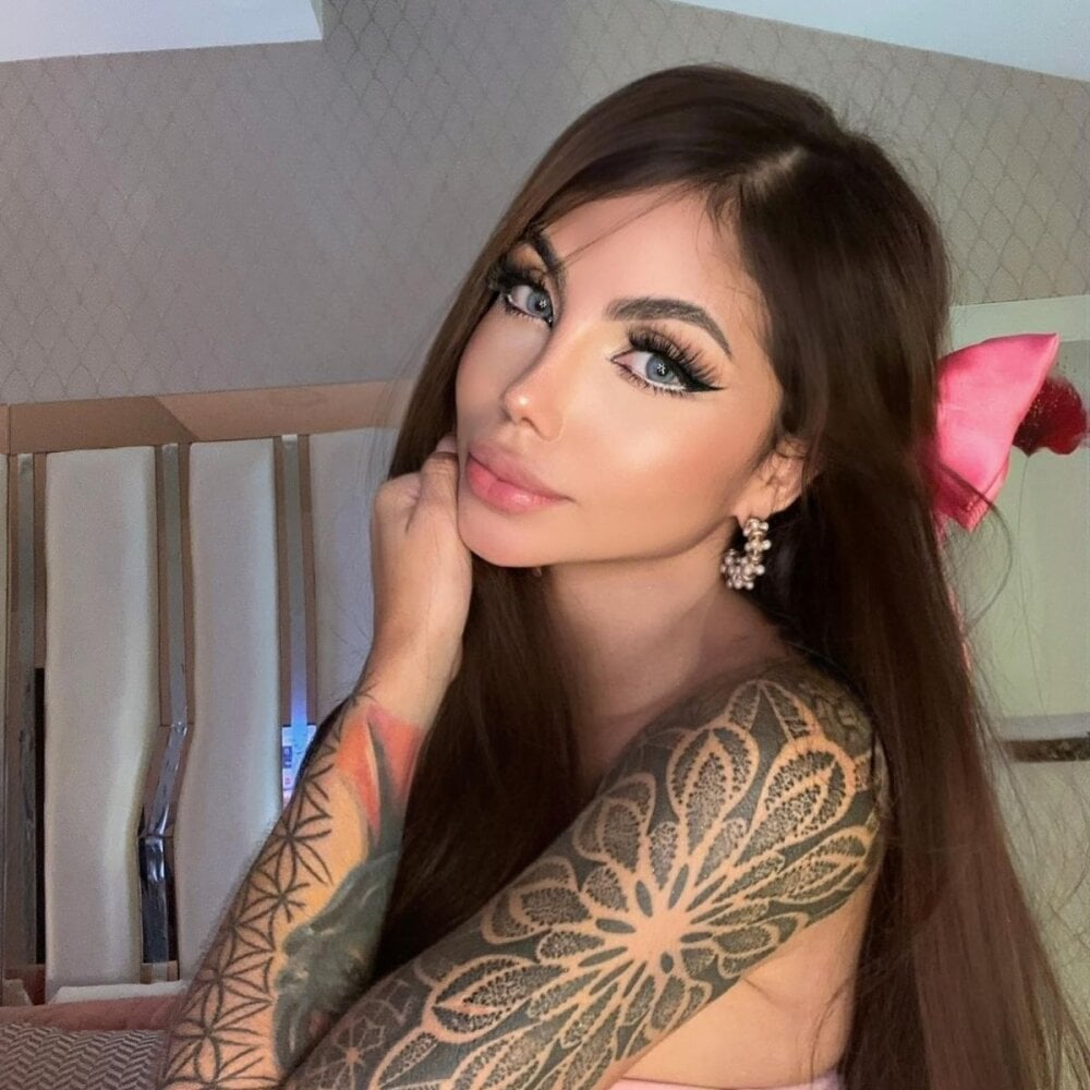 sexcityguide.com mariaale_hills livesex profile in straight cams