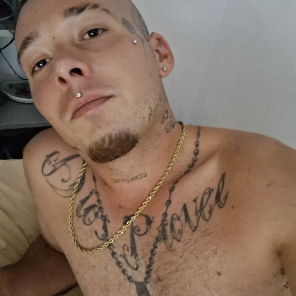 Daddyteen21 profile