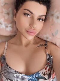 Secret_Crystal's Offline Chat Room