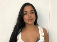 laylaliuqueenxx's Offline Chat Room