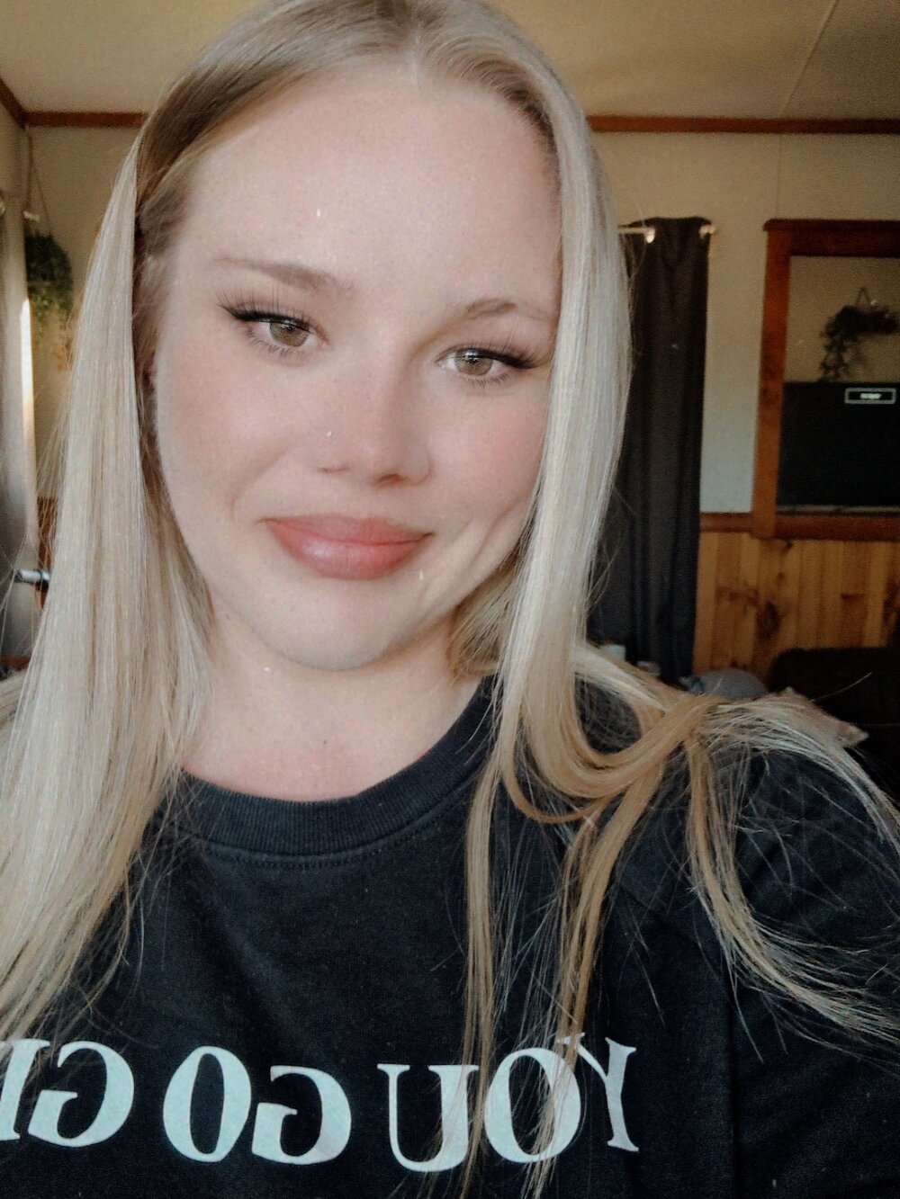 off_the_lesh from stripchat