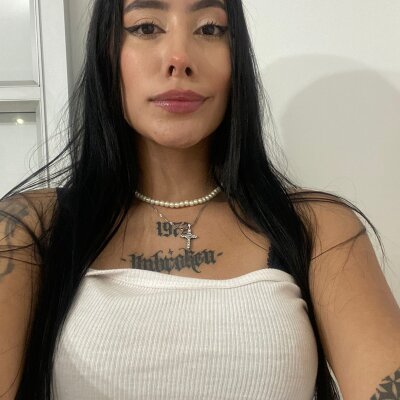 Emma--harrison 🌧 live webcam