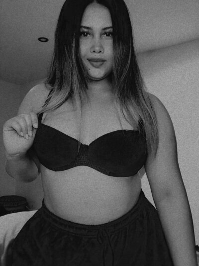 Hot_Arii