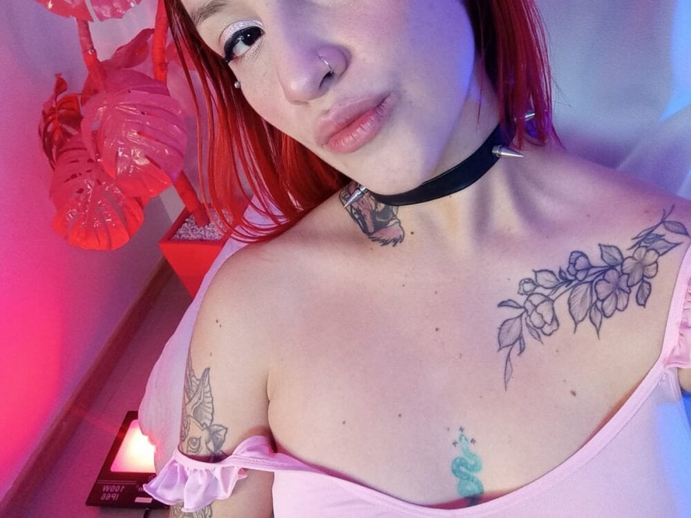 iluvcams.com angel_blck livesex profile in don-t-forget-to-use-the-thumbs-up-button-ill-send-a-kiss cams