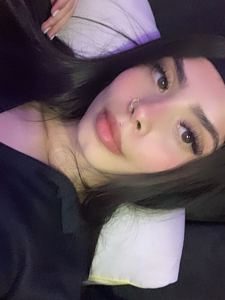 livestrip-joy.com guga_pretty livesex profile in hairy cams