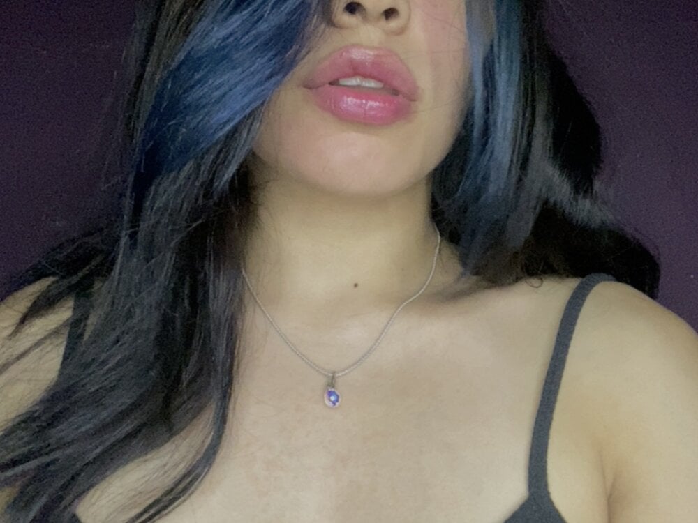 aixita89 Offline XXX-Chat