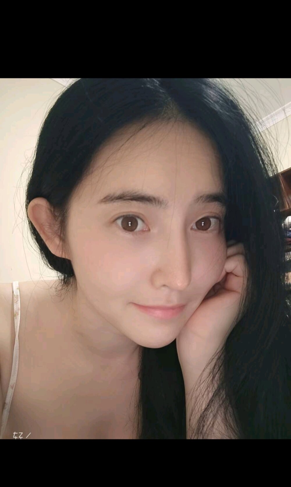 Live sex webcam photo for Aixing510 #291137379