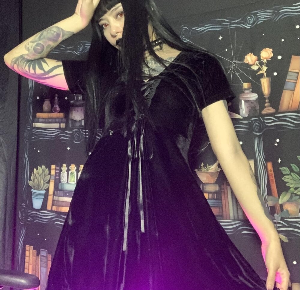 lilithmoon_666_ profile