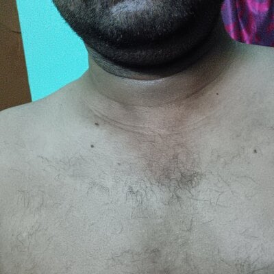 ChBot33 Male Medium Online Cam Strip