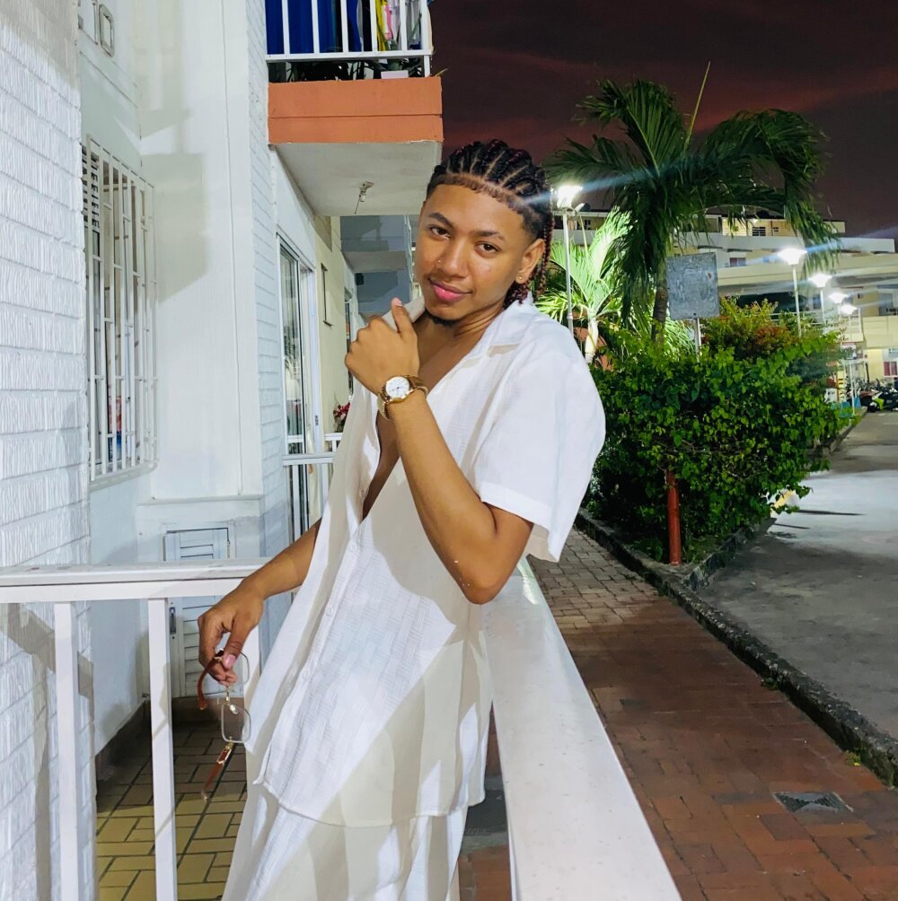 karl_lenoox from stripchat