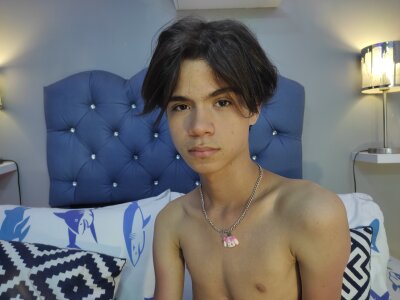 derek_falcon