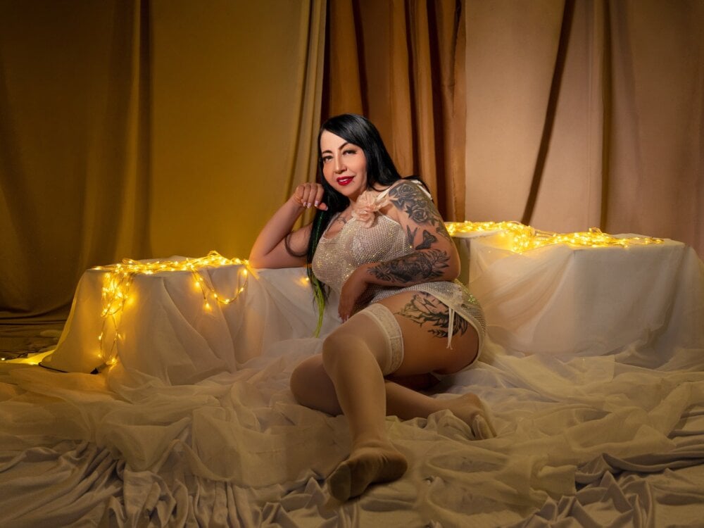 eva_sexx69 live cam model at StripChat