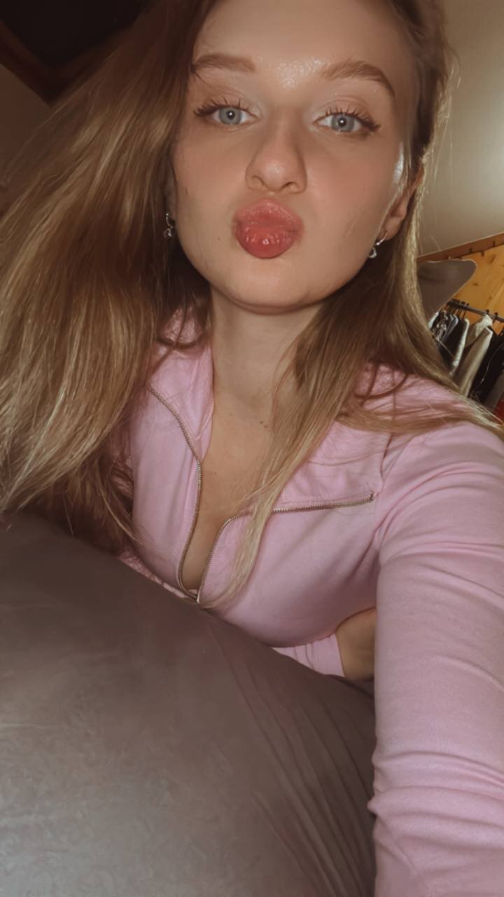Zoi_doll