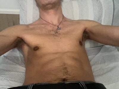 curlytwink05 from stripchat