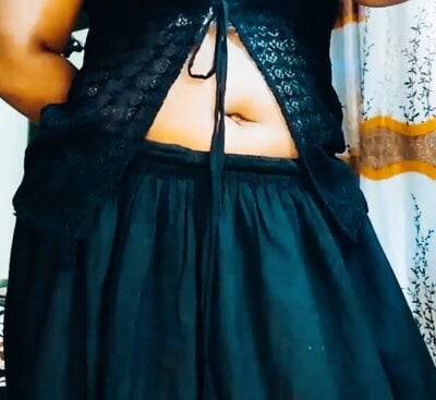 Idhika-Paul on StripChat