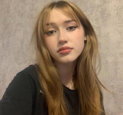GaaGoodsell 🤕 live sex chat