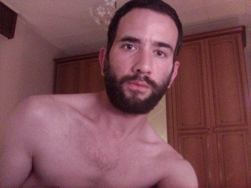 hhhfgdrukkgfyy from stripchat