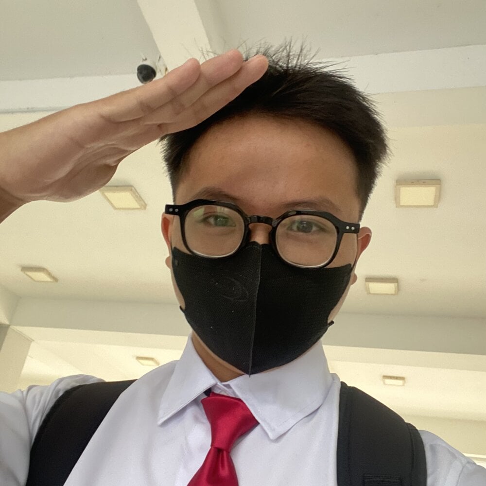 Boyshuaaa's Offline XXX Chat